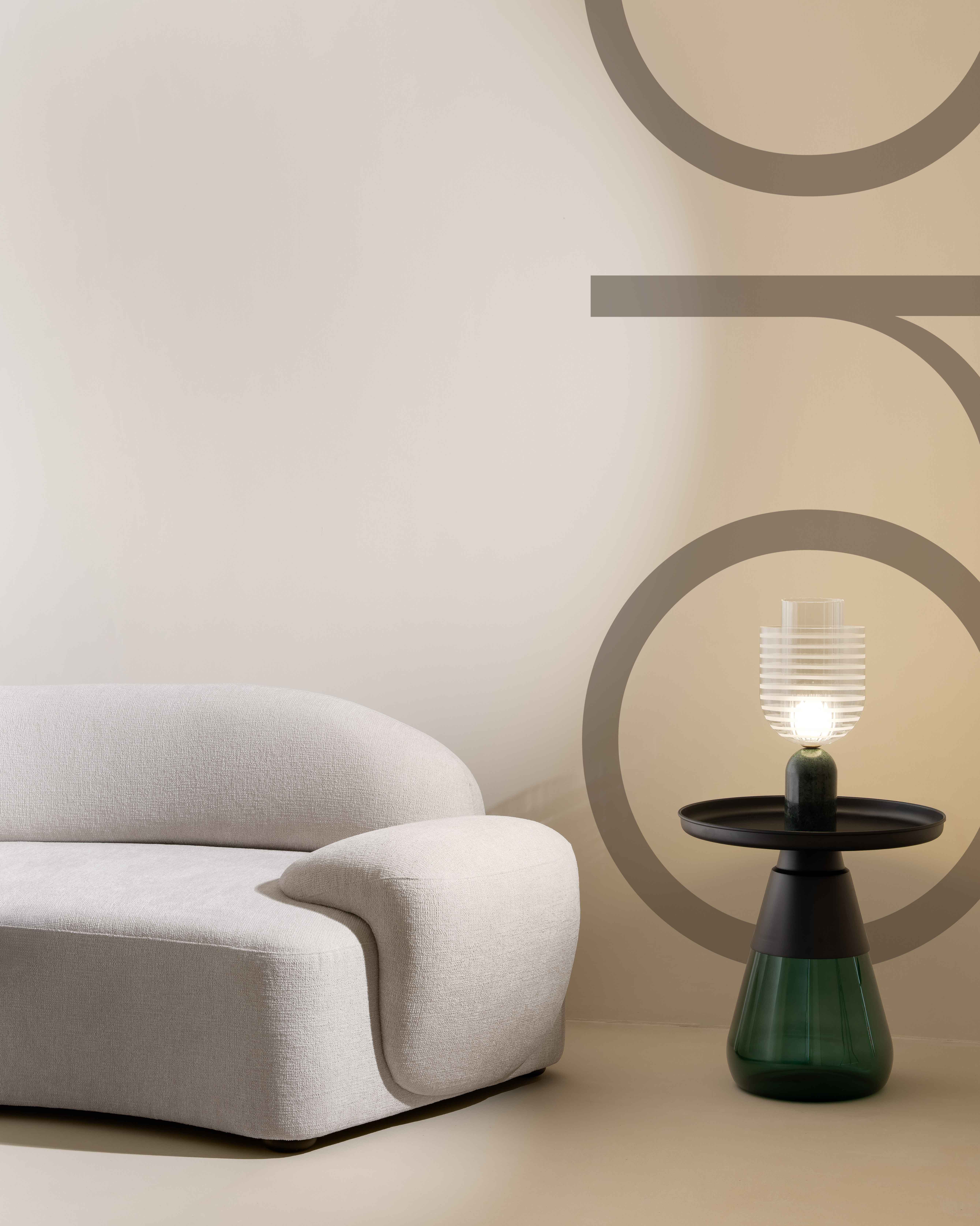round sofa 4