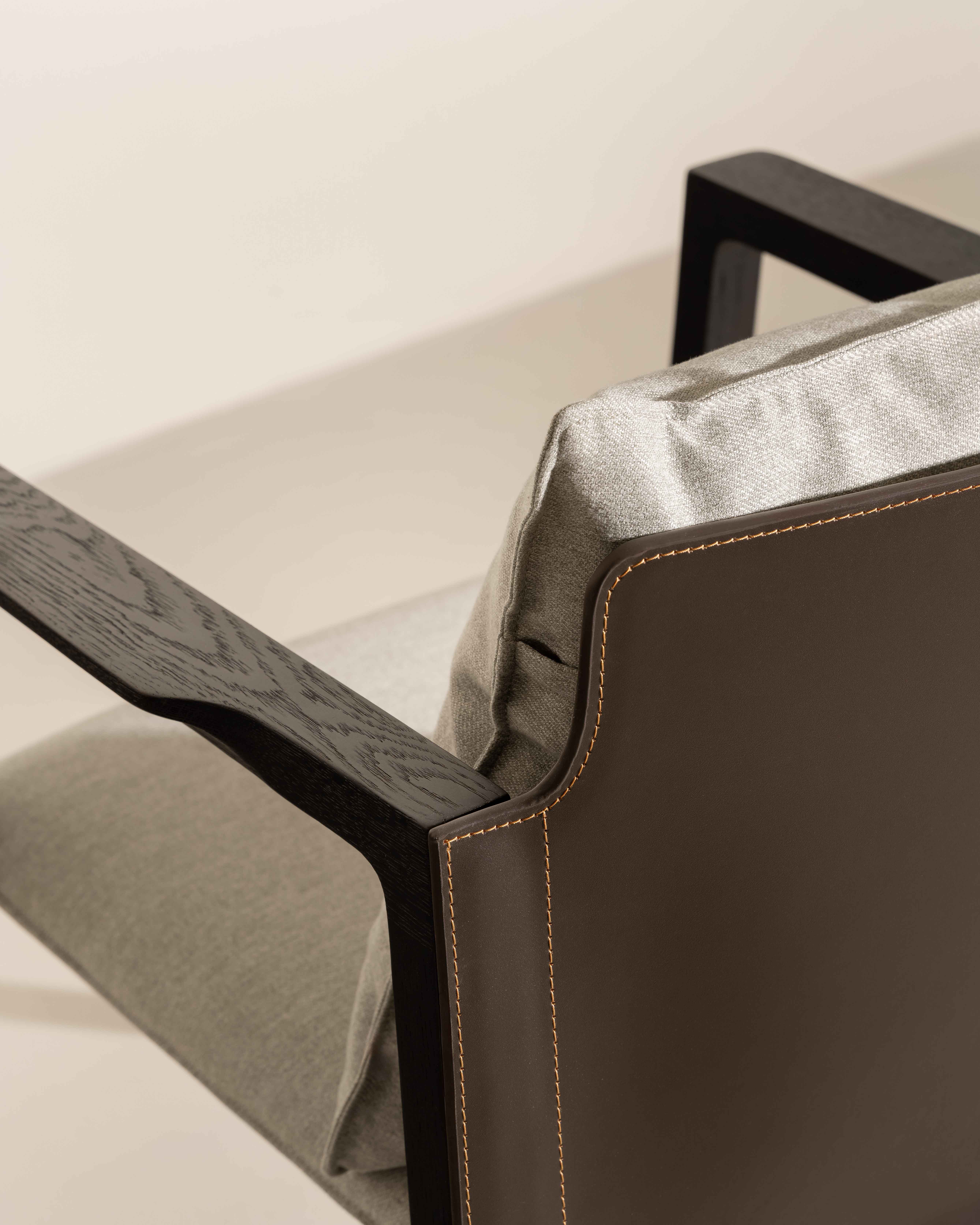 leather arnchair 2