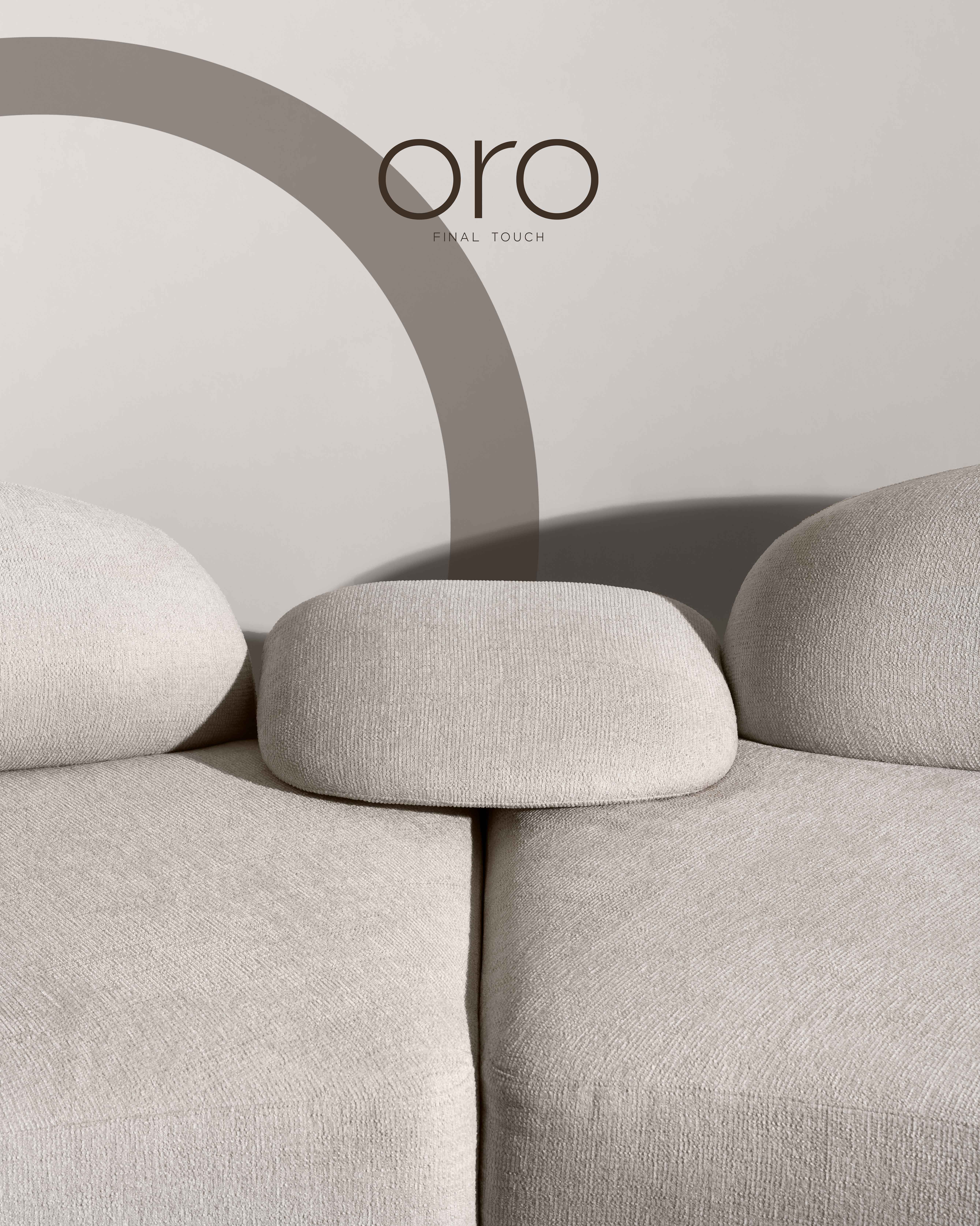 round sofa 3